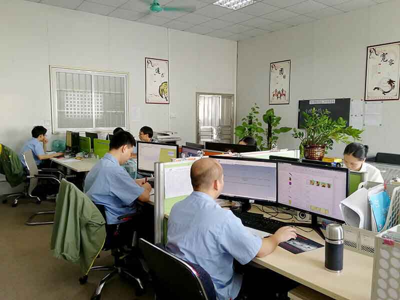 鈑金加工恒宇泰技術(shù)團(tuán)隊